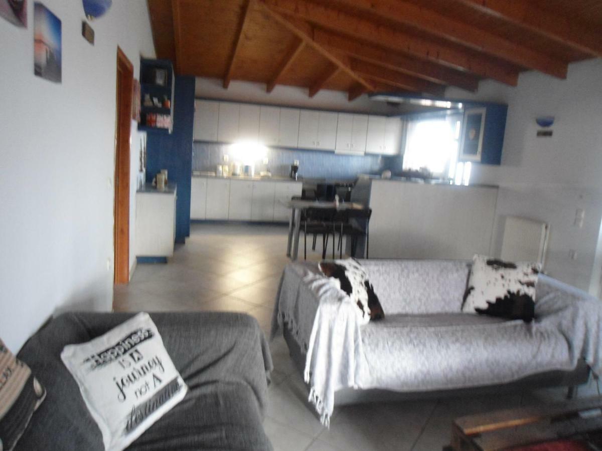 Sunny Apartment 15 Min From Airport And Sea Artemida  Exterior foto