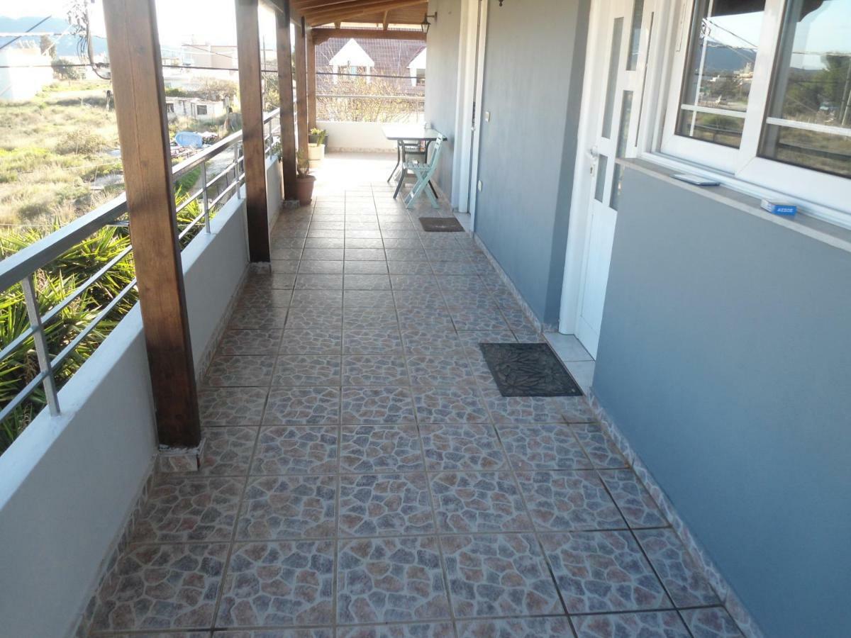 Sunny Apartment 15 Min From Airport And Sea Artemida  Exterior foto