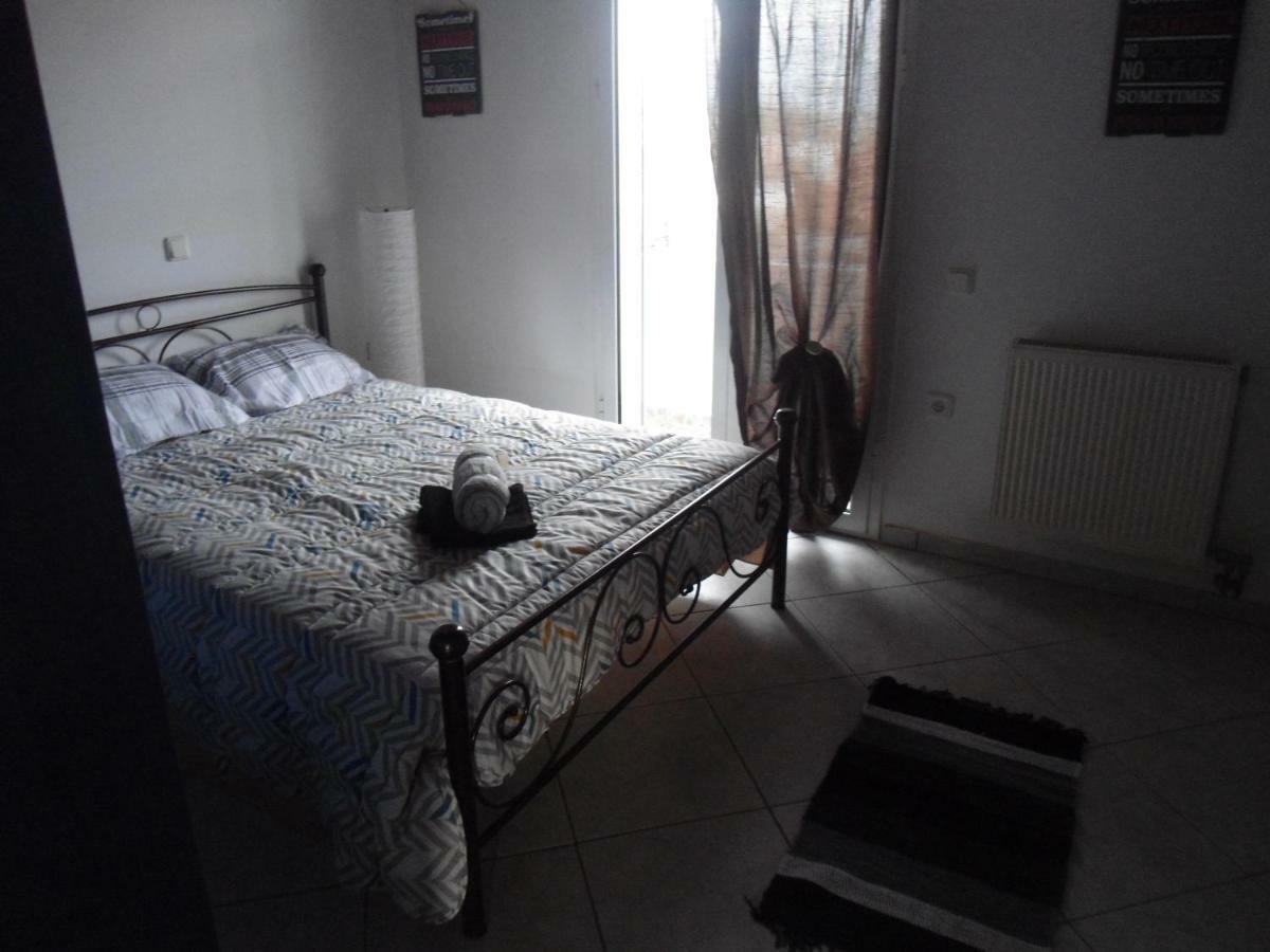 Sunny Apartment 15 Min From Airport And Sea Artemida  Exterior foto